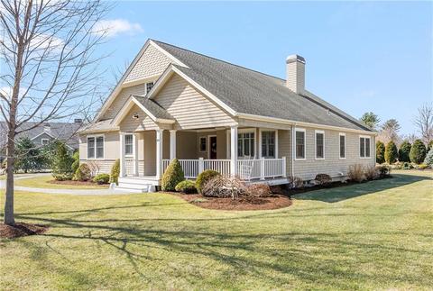 49 Beacon Ave, Warwick, RI 02889 photo 3