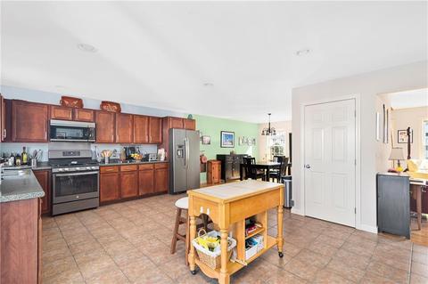 452 Kennedy St, Fall River, MA 02721 photo 16