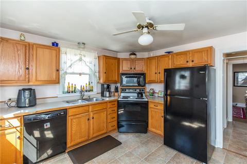 85 Bly St, Warwick, RI 02888 photo 10