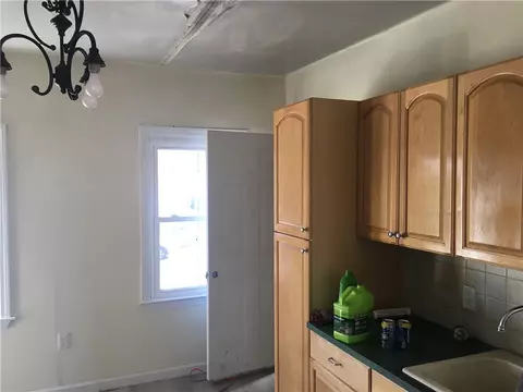 47 Laval St, Woonsocket, RI 02895 photo 5