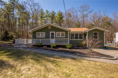 79 Evergreen Rd, Glocester, RI 02814 photo 1