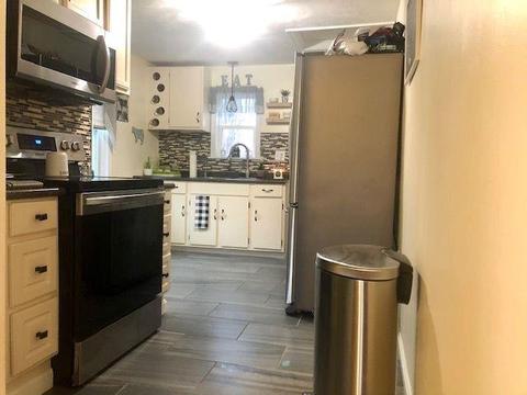 4 Abbott Ave, Warwick, RI 02886 photo 4