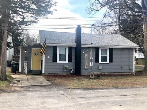 4 Abbott Ave, Warwick, RI 02886 photo 1