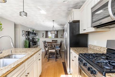 17 Medway Ave, Warwick, RI 02889 photo 8