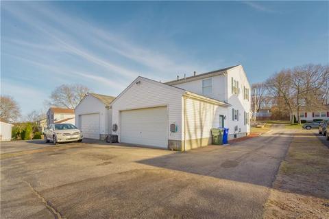 6 Maybrey Dr, Westerly, RI 02891 photo 2