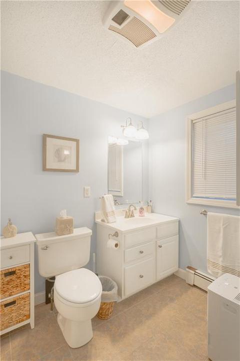 6 Maybrey Dr, Westerly, RI 02891 photo 17
