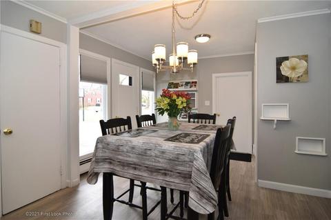 470 Spring Green Rd, Warwick, RI 02888 photo 9