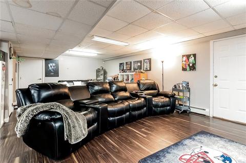 100 Crest Dr, Cranston, RI 02921 photo 28