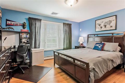 100 Crest Dr, Cranston, RI 02921 photo 26