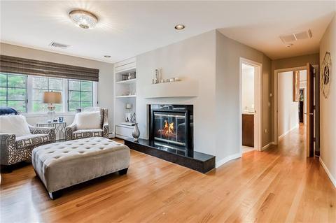 100 Crest Dr, Cranston, RI 02921 photo 22