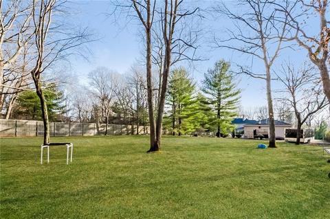 100 Crest Dr, Cranston, RI 02921 photo 43