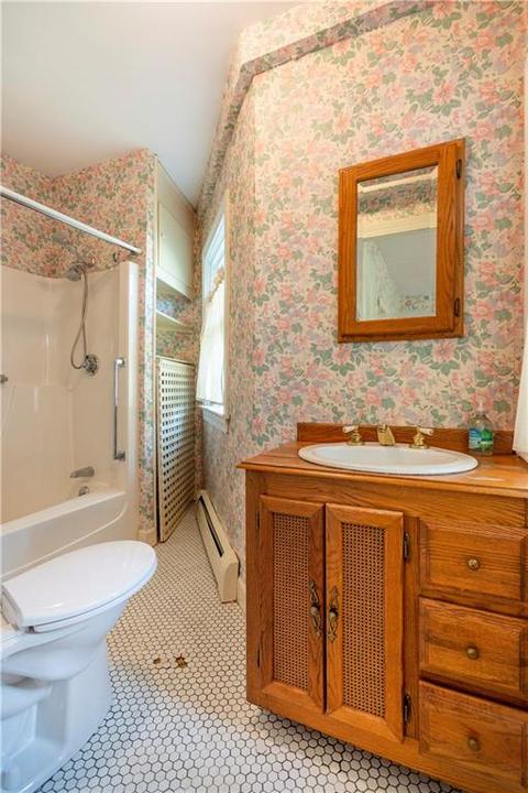 47 Davis Cir, Warwick, RI 02886 photo 25