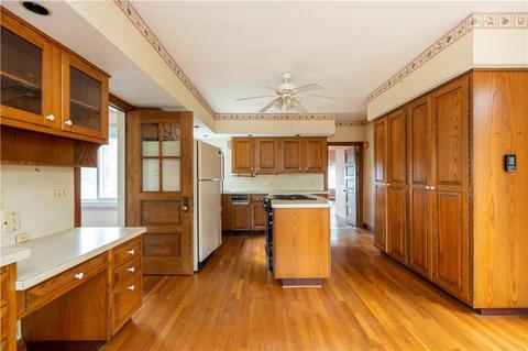 47 Davis Cir, Warwick, RI 02886 photo 14