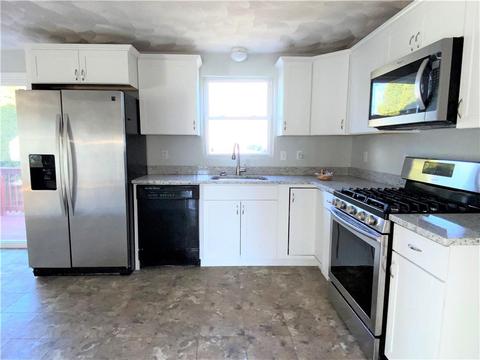 74 Hamilton Ave, Warwick, RI 02886 photo 7