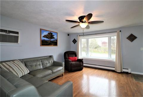 173 Louise St, Woonsocket, RI 02895 photo 8