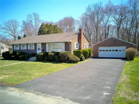 11 Ridgeway Dr, Warren, RI 02885 photo 47