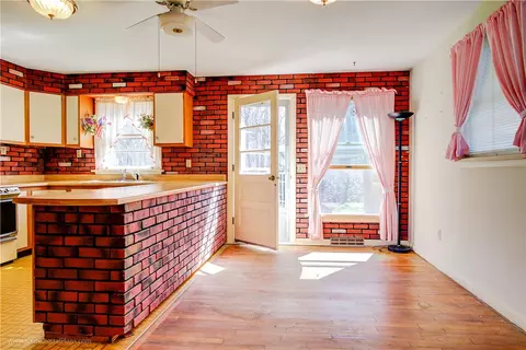 11 Ridgeway Dr, Warren, RI 02885 photo 15