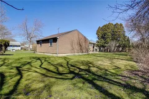 11 Ridgeway Dr, Warren, RI 02885 photo 34