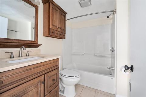 132 Virginia Ave, Woonsocket, RI 02895 photo 15