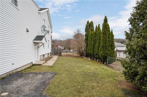 132 Virginia Ave, Woonsocket, RI 02895 photo 7