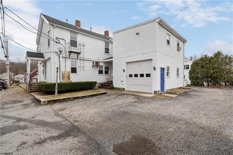 132 Virginia Ave, Woonsocket, RI 02895 photo 2