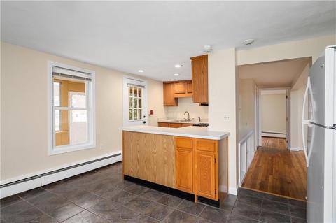 132 Virginia Ave, Woonsocket, RI 02895 photo 10