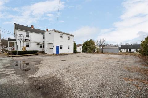 132 Virginia Ave, Woonsocket, RI 02895 photo 5