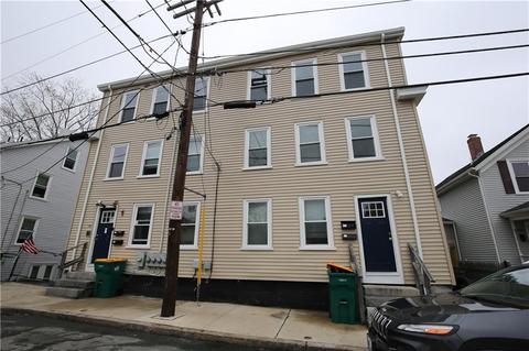 147 Boyden St, Woonsocket, RI 02895 photo 2