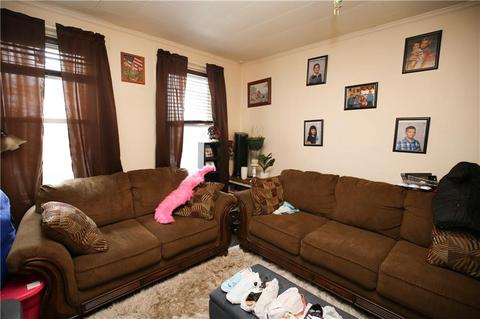147 Boyden St, Woonsocket, RI 02895 photo 5