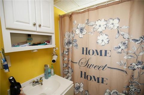 147 Boyden St, Woonsocket, RI 02895 photo 3