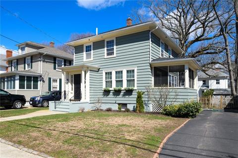 69 Modena Ave, Providence, RI 02908 photo 2