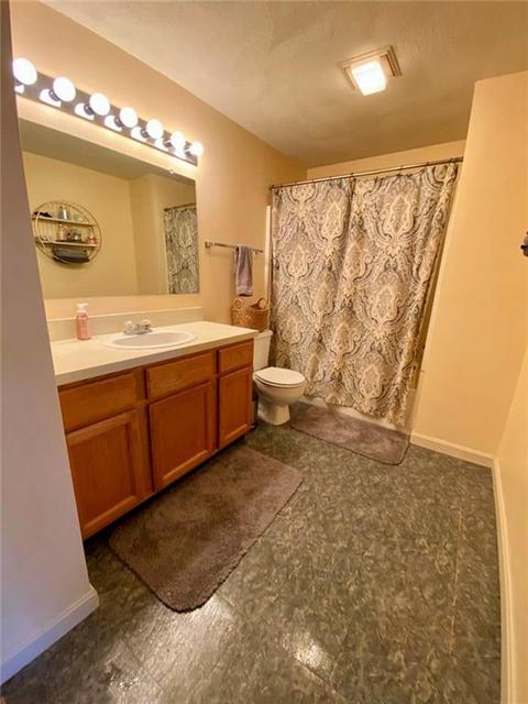 1004 Brookhaven Ln, Woonsocket, RI 02895 photo 11