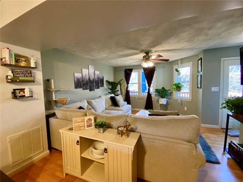 1004 Brookhaven Ln, Woonsocket, RI 02895 photo 3