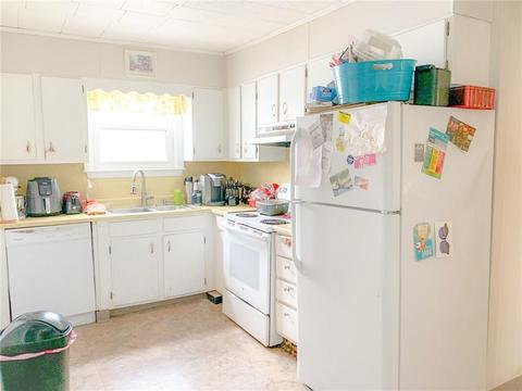 941 Mendon Rd, Woonsocket, RI 02895 photo 6