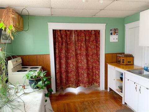 941 Mendon Rd, Woonsocket, RI 02895 photo 10