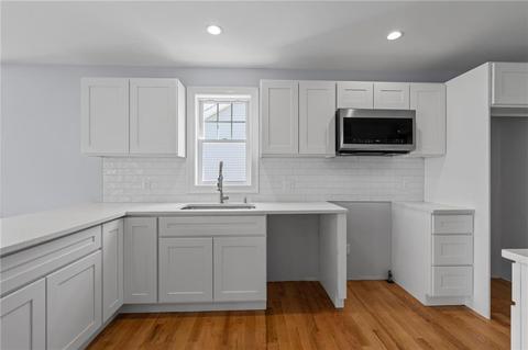 23 Hilltop Condominiums, West Warwick, RI 02893 photo 4