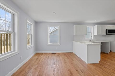 23 Hilltop Condominiums, West Warwick, RI 02893 photo 6