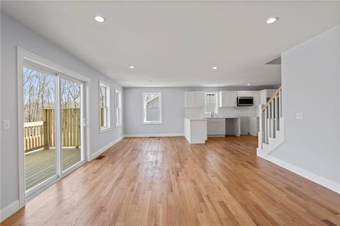 23 Hilltop Condominiums, West Warwick, RI 02893 photo 10