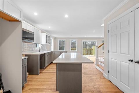 23 Hilltop Condominiums, West Warwick, RI 02893 photo 7