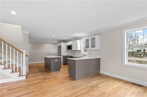 23 Hilltop Condominiums, West Warwick, RI 02893 photo 9