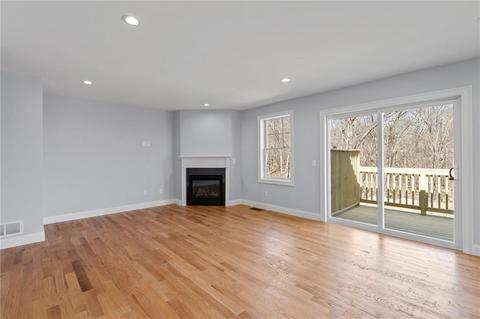 23 Hilltop Condominiums, West Warwick, RI 02893 photo 11