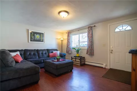 39 Libbeus St, Woonsocket, RI 02895 photo 7