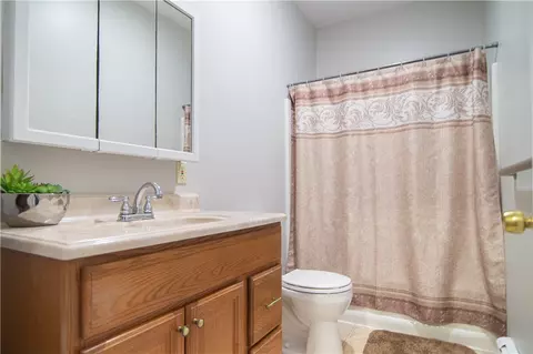 39 Libbeus St, Woonsocket, RI 02895 photo 31