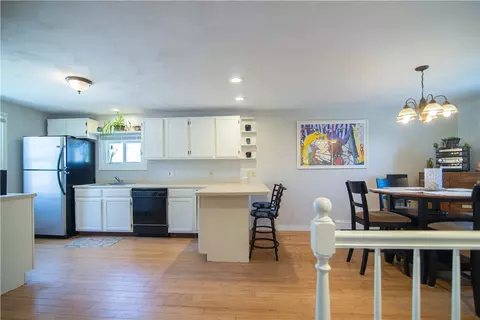 39 Libbeus St, Woonsocket, RI 02895 photo 10