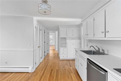 285 Crestwood Rd, Warwick, RI 02886 photo 8