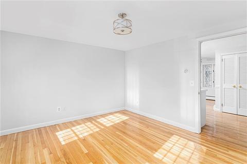 285 Crestwood Rd, Warwick, RI 02886 photo 20