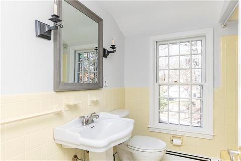 285 Crestwood Rd, Warwick, RI 02886 photo 33