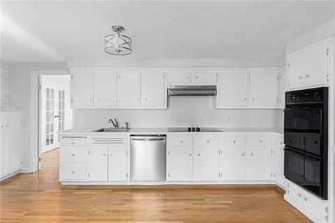 285 Crestwood Rd, Warwick, RI 02886 photo 10