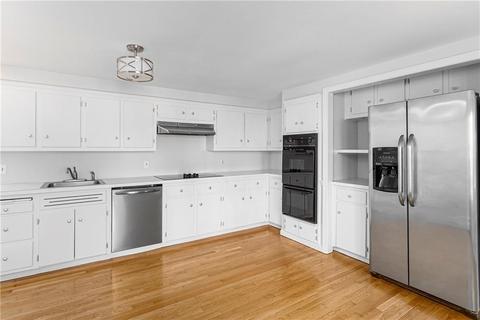 285 Crestwood Rd, Warwick, RI 02886 photo 11