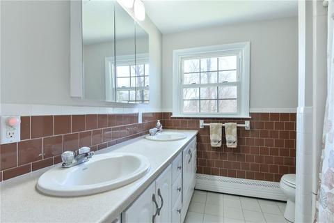 422 Red Chimney Dr, Warwick, RI 02886 photo 35